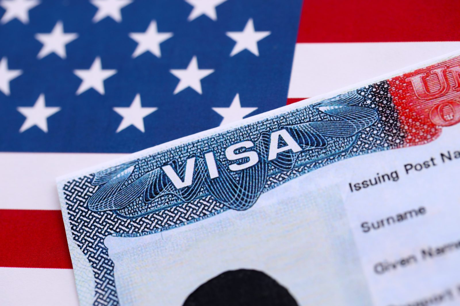 Green Card Breakthrough for Indians? EB-2 Reopens as EB-1 Jumps Forward in October