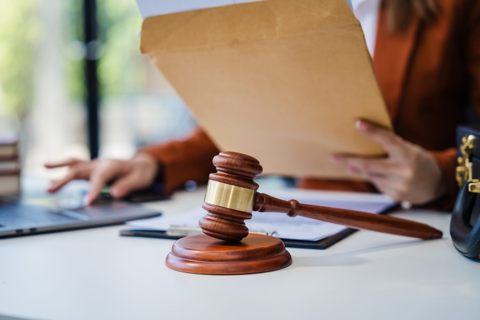 Got a Jury Duty Letter With a Green Card? One Answer Could Create a Serious Immigration Problem.