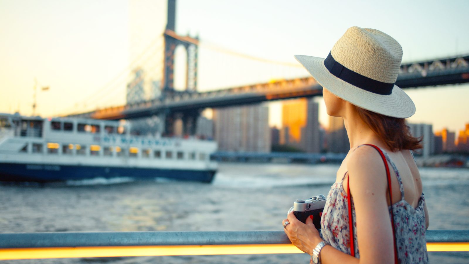 Green Card Pending? The 10-Day Rule That Must Be Followed